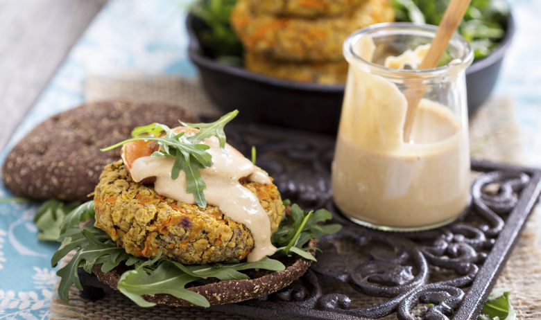 hamburguesa vegana de alubias y avena hamburguesa vegana de alubias y avena